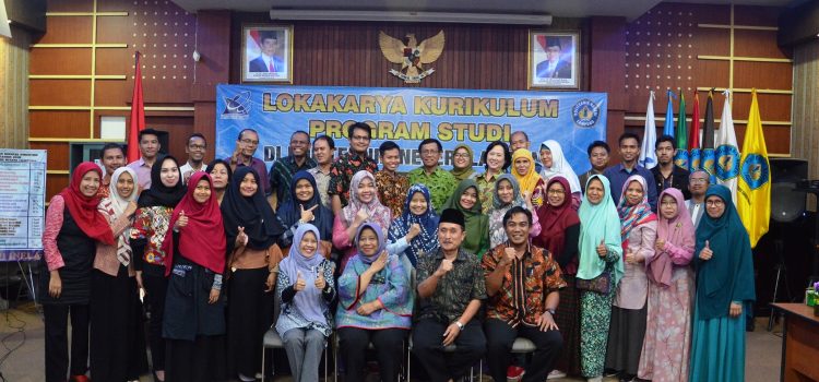 Lokakarya Kurikulum Program Studi di Politeknik Negeri Lampung